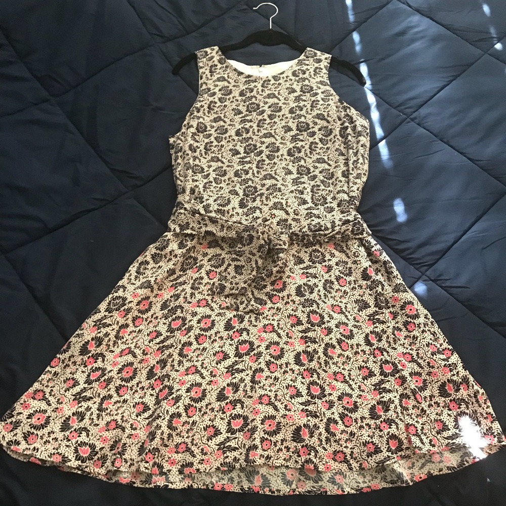 GAP Belted Fit and Flare dress with side pockets